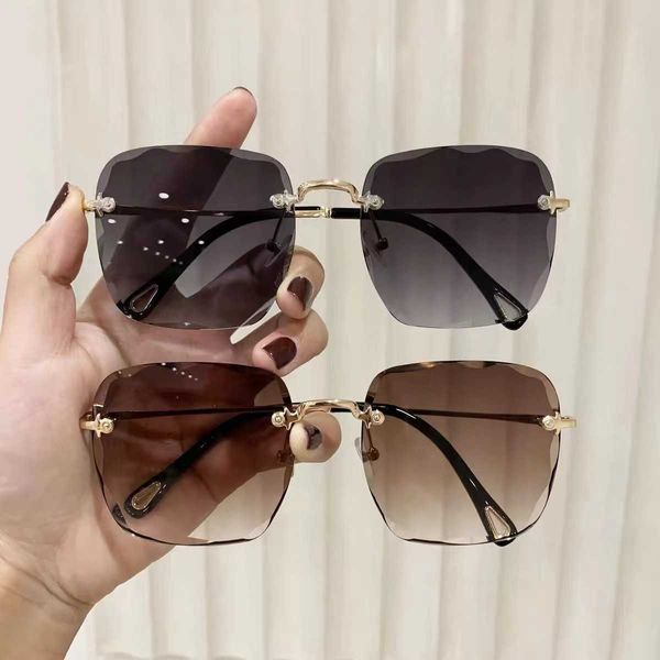 fashionable frameless cut edge for women 2022 new gradual change net red same style ins sunglasses, White;black
fashionable frameless cut edge for women 2022 new gradual change net red same style ins sunglasses, White;black