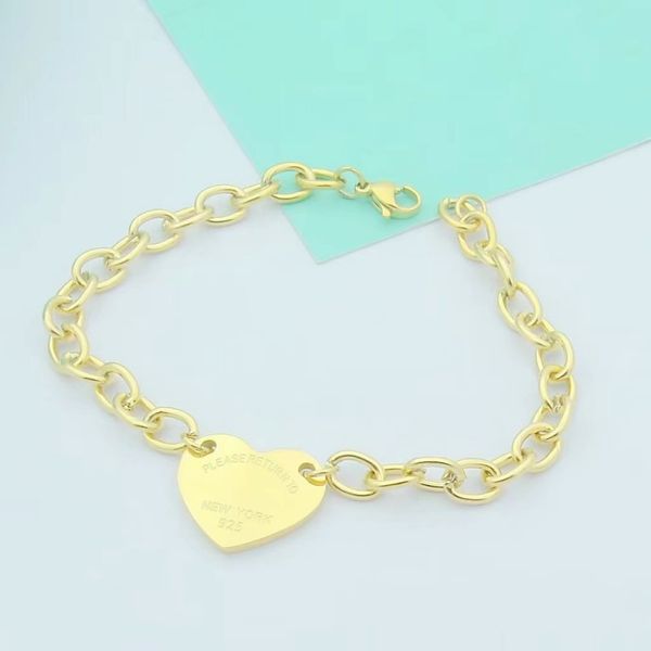 european and american high-end designer bracelet necklace set, luxurious and charming women's pendant, holiday gift 316l stainless stee, Golden;silver
european and american high-end designer bracelet necklace set, luxurious and charming women's pendant, holiday gift 316l stainless stee, Golden;silver