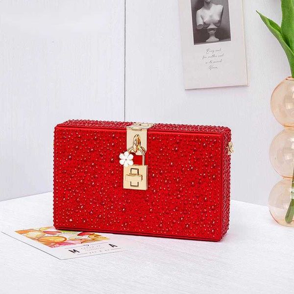 shoulder bags diamonds satin box evening 2023 luxury shiny rhinestones clutch purse ladies chain crossbody bag for dinner wedding party 2304
shoulder bags diamonds satin box evening 2023 luxury shiny rhinestones clutch purse ladies chain crossbody bag for dinner wedding party 2304