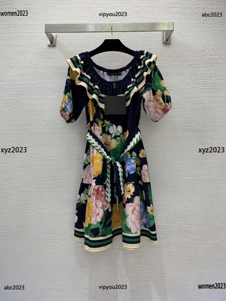 woman designer dress ruffle edge stitching design dress size s-xl floral printing pleated skirt new product may15, Black;gray
woman designer dress ruffle edge stitching design dress size s-xl floral printing pleated skirt new product may15, Black;gray