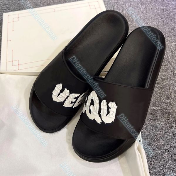 luxury woman sandal designer men shoe rubber thick bottom street printing embedded letter slipper summer fashion beach pool slide, Black
luxury woman sandal designer men shoe rubber thick bottom street printing embedded letter slipper summer fashion beach pool slide, Black