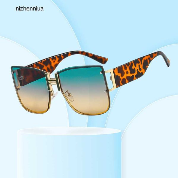hermm elegant sunglasses new fashion h box show light luxury colorful gorgeous ins network red trend, White;black
hermm elegant sunglasses new fashion h box show light luxury colorful gorgeous ins network red trend, White;black