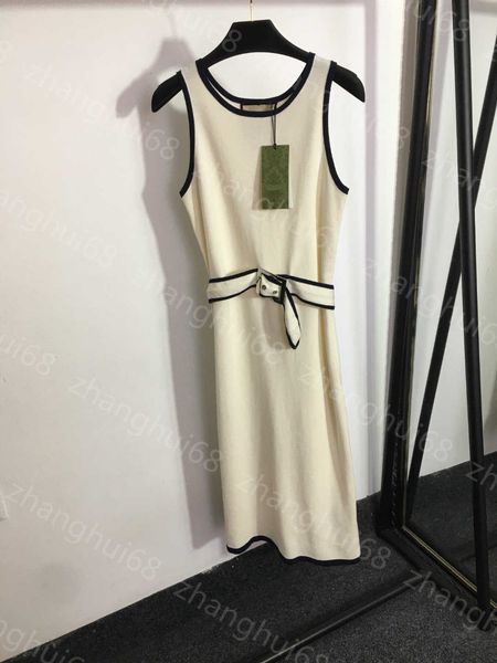23ss womens designer clothing summer dresses women dress back logo embroidery belt waist collection knitted vest dress womens clothing, Black;gray
23ss womens designer clothing summer dresses women dress back logo embroidery belt waist collection knitted vest dress womens clothing, Black;gray