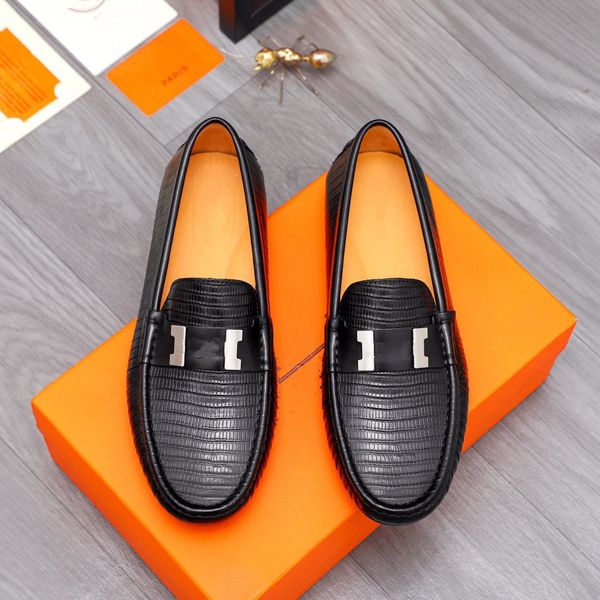 2023 new fashion luxurious suede leather designer loafers moccasin casual men oxfords shoes male fashion pointed toe man shoe, Black
2023 new fashion luxurious suede leather designer loafers moccasin casual men oxfords shoes male fashion pointed toe man shoe, Black