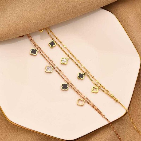 selling titanium steel clover bracelets hollow inlaid shell pendant bracelet non fading advanced design wholesale, Golden;silver
selling titanium steel clover bracelets hollow inlaid shell pendant bracelet non fading advanced design wholesale, Golden;silver