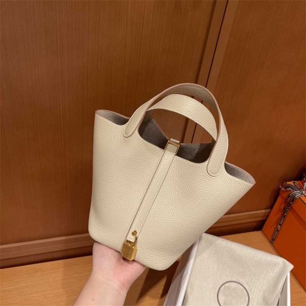 authentic totes picotin women's luxury bags home h original tc leather hand sewn vegetable basket bag 18cm milkshake platinum buckle ha
authentic totes picotin women's luxury bags home h original tc leather hand sewn vegetable basket bag 18cm milkshake platinum buckle ha