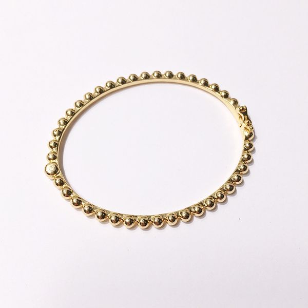 woman van bangle clover bracelets designer fashion luxury jewelry women chain bracelet woman 9034, Black
woman van bangle clover bracelets designer fashion luxury jewelry women chain bracelet woman 9034, Black
