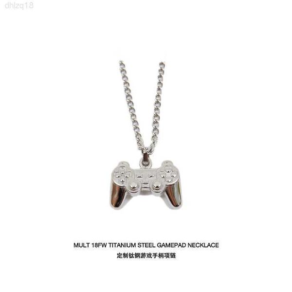 mult titanium steel classic game handle necklace for men and women couples simple hip hop fashion versatile necklace for europe and america, Silver
mult titanium steel classic game handle necklace for men and women couples simple hip hop fashion versatile necklace for europe and america, Silver