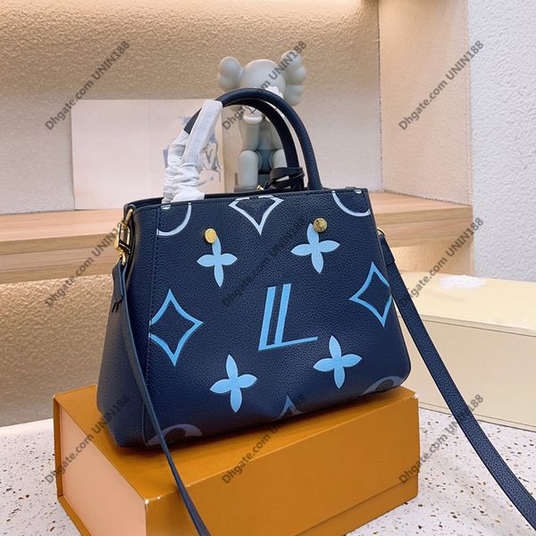 23 women luxurys designers totes bags crafty onthego handbag gradient flowers crossbody ladies handbags with original dust bag detachable sh
23 women luxurys designers totes bags crafty onthego handbag gradient flowers crossbody ladies handbags with original dust bag detachable sh