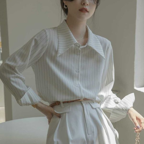 striped long sleeve shirt women's spring and autumn style light mature style royal sister professional salt white shirt french gentle
striped long sleeve shirt women's spring and autumn style light mature style royal sister professional salt white shirt french gentle