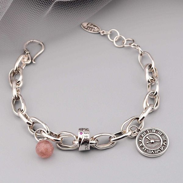 fashion round brand strawberry quartz thai silver bracelet womens simple personalized cold style retro distressed heavy industry hand, Golden;silver
fashion round brand strawberry quartz thai silver bracelet womens simple personalized cold style retro distressed heavy industry hand, Golden;silver
