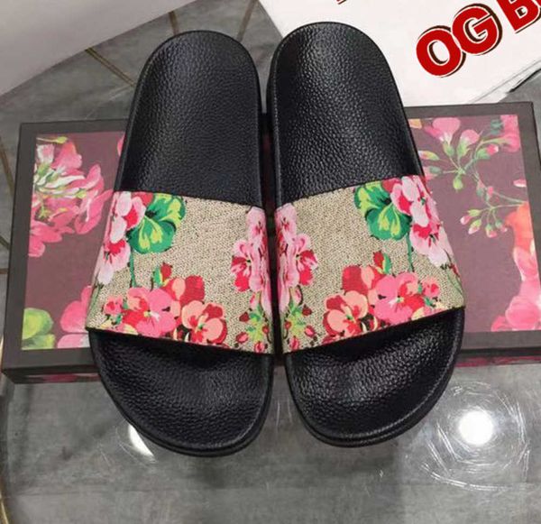 2023 womens designer slides mens slippers black flowers canvas green flowers shoes fashion brand luxury summer sandals womens slippers
2023 womens designer slides mens slippers black flowers canvas green flowers shoes fashion brand luxury summer sandals womens slippers