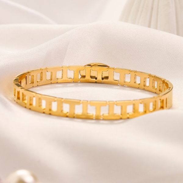 designer gifts bangle bracelet europe brand gold bracelet classic design spring love bracelet stainless steel jewelry bangle, Black
designer gifts bangle bracelet europe brand gold bracelet classic design spring love bracelet stainless steel jewelry bangle, Black