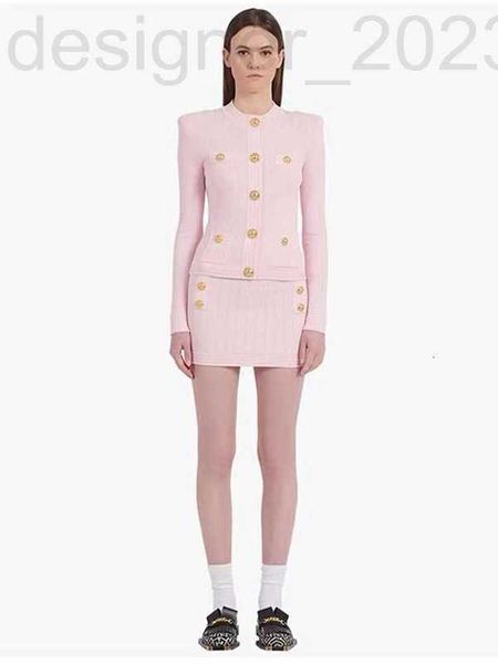 two piece dress luxuriousm women's pie sets new autumn winter rand high- two-pie knitting fashion jacket short skirt womens suit design, White
two piece dress luxuriousm women's pie sets new autumn winter rand high- two-pie knitting fashion jacket short skirt womens suit design, White