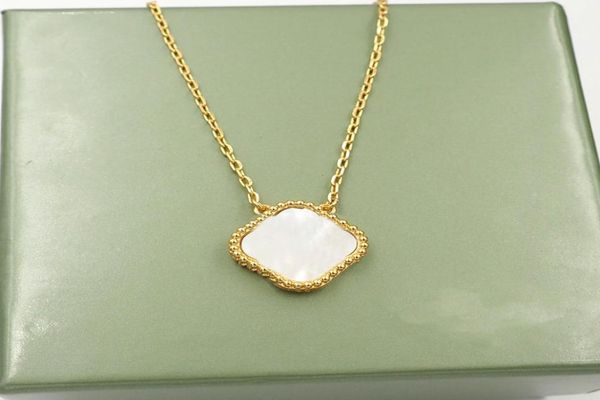 designer clover pendant necklaces love luxury women screw necklace party wedding couple gift fashion a28765731, Silver
designer clover pendant necklaces love luxury women screw necklace party wedding couple gift fashion a28765731, Silver