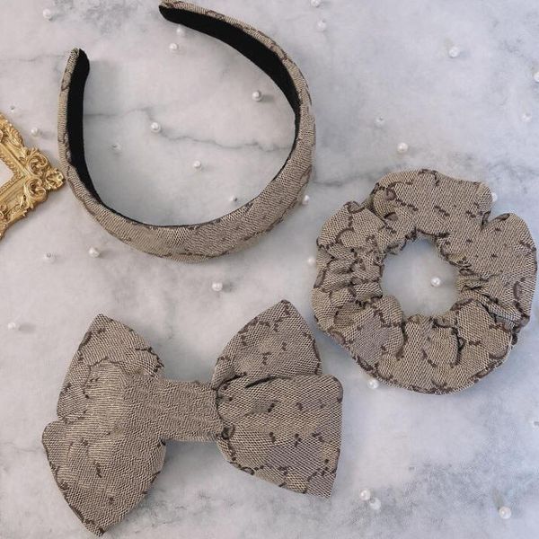 fashion headband cloth wide edge brand designer hairhoop barrettes hair rubber bands women outdoor sports headwear hair clip accessories, Silver
fashion headband cloth wide edge brand designer hairhoop barrettes hair rubber bands women outdoor sports headwear hair clip accessories, Silver