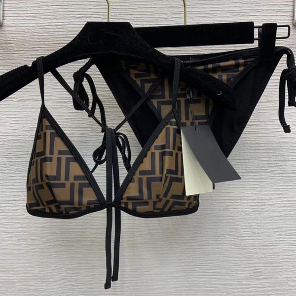 f new double letter print bikini two-piece swimsuit fashion temperament beach bikini, White;black
f new double letter print bikini two-piece swimsuit fashion temperament beach bikini, White;black