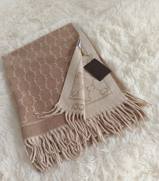 fashion women's cashmere scarf full letter printed designer scarf soft touch warm wrap label autumn and winter long shawl, Blue;gray
fashion women's cashmere scarf full letter printed designer scarf soft touch warm wrap label autumn and winter long shawl, Blue;gray