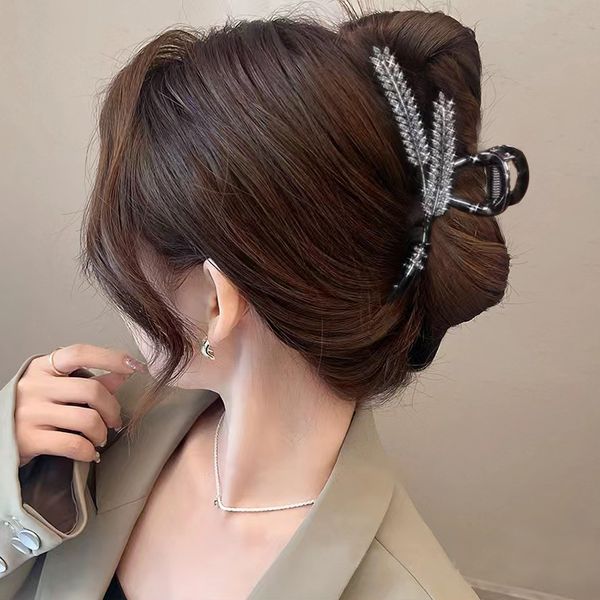 s3655 metal rhinestone wheat hairpin for women hair clip bobby pin lady girl barrette back head shark clip large grip hair accessories, Golden;silver
s3655 metal rhinestone wheat hairpin for women hair clip bobby pin lady girl barrette back head shark clip large grip hair accessories, Golden;silver