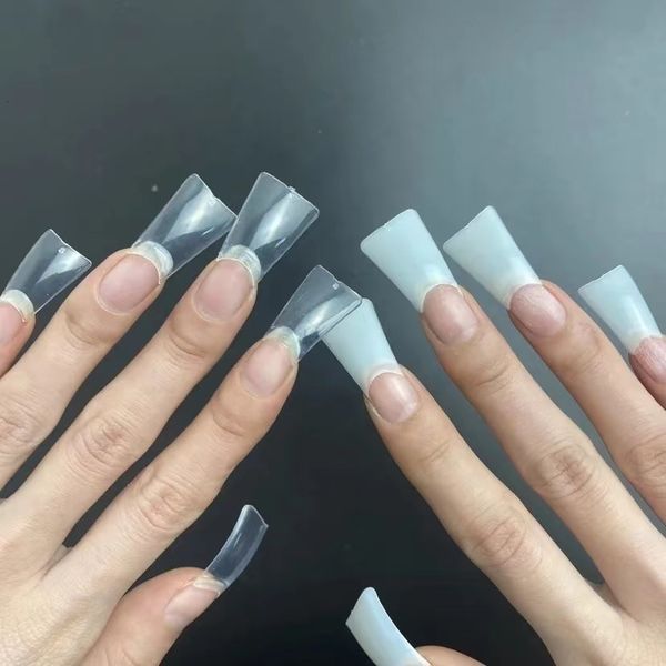 false nails 500pcsbag duck nail tips half cover acrylic capsule press on fake french manicure tool 230515, Red;gold
false nails 500pcsbag duck nail tips half cover acrylic capsule press on fake french manicure tool 230515, Red;gold