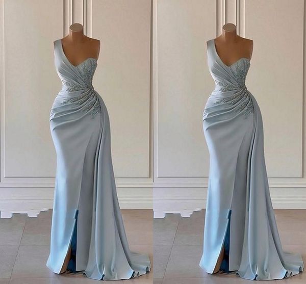 dubai arabic light blue plus size mermaid evening dresses one shoulder beaded satin applique formal party dress pageant engagement celebrity, Black;red
dubai arabic light blue plus size mermaid evening dresses one shoulder beaded satin applique formal party dress pageant engagement celebrity, Black;red