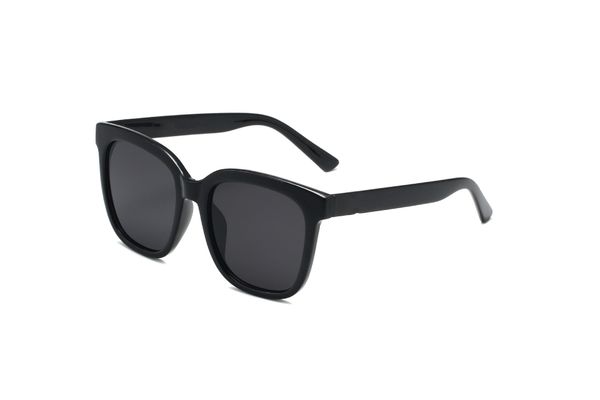fashion g glasses g letter luxury cool sunglasses designer sunglasses women's new model fashion in 2023 big frame box trendy driving gl, White;black
fashion g glasses g letter luxury cool sunglasses designer sunglasses women's new model fashion in 2023 big frame box trendy driving gl, White;black