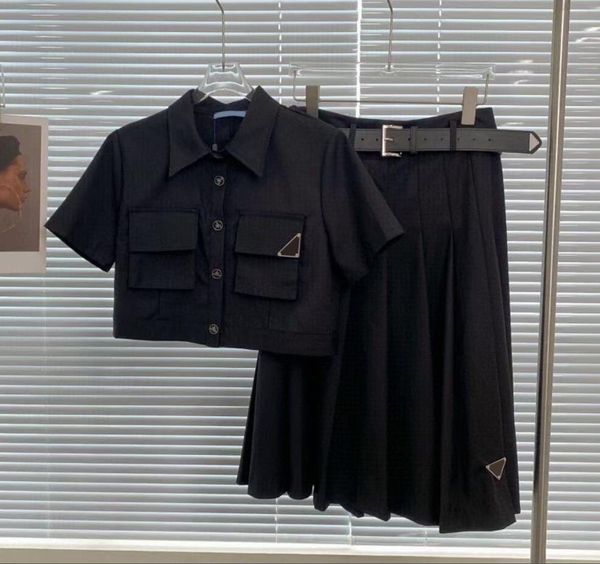 women designer tracksuits fashion two piece dress with letters inverted triangle summer short shirts pleated skirt lady mini skirts vintage, White
women designer tracksuits fashion two piece dress with letters inverted triangle summer short shirts pleated skirt lady mini skirts vintage, White
