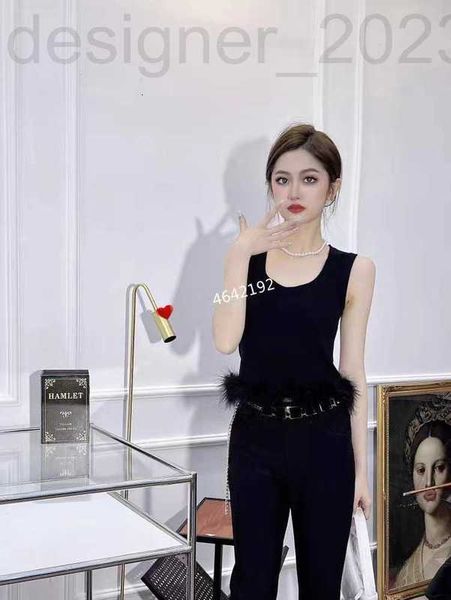 women's t-shirt designer 2023 suer new assic letter vest t-shirt feather -grade casual fashion polo mother's day irthday gift ryj, White
women's t-shirt designer 2023 suer new assic letter vest t-shirt feather -grade casual fashion polo mother's day irthday gift ryj, White