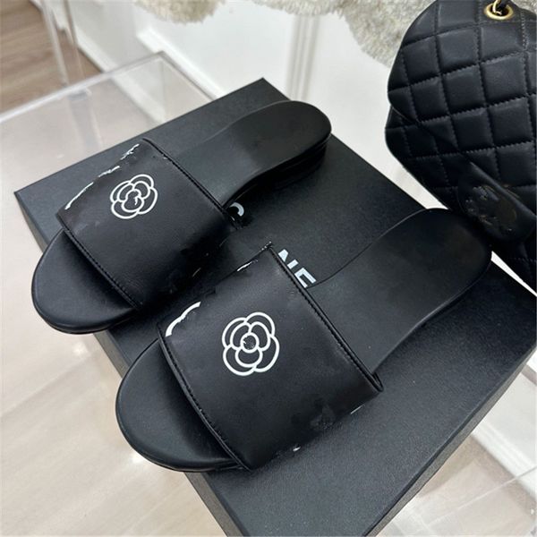 2023 designer new women's slippers for beach outwear simple fashion sandals classic ins women's shoes, Black
2023 designer new women's slippers for beach outwear simple fashion sandals classic ins women's shoes, Black