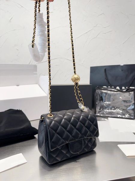 2023 designer bag women's handbag shoulder chain clutch flap wallet plaid velvet thread wallet letter solid high waist square fashion w
2023 designer bag women's handbag shoulder chain clutch flap wallet plaid velvet thread wallet letter solid high waist square fashion w