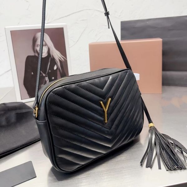 2023 designer bag crossbody tote bag leather woman camera bags small cross body single shoulder zipper 5a quality
2023 designer bag crossbody tote bag leather woman camera bags small cross body single shoulder zipper 5a quality