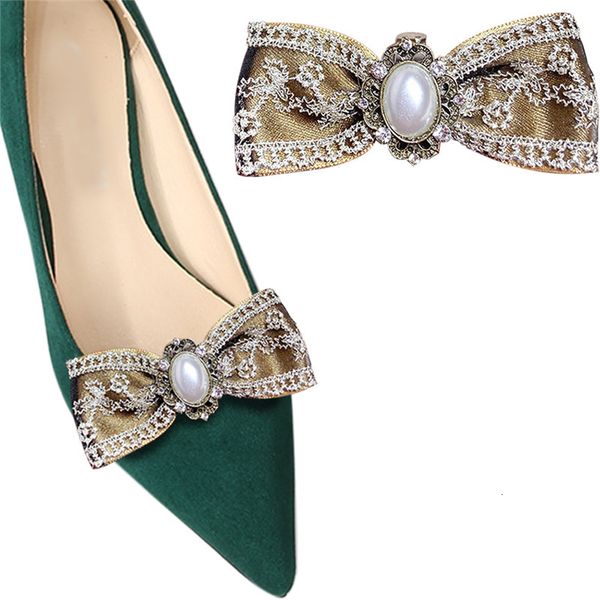 shoe parts accessories 2 pcs vintage bow shoe clips white lace pearl shoe decoration detachable women shoe accessories for lolita shoe pumps, White;pink
shoe parts accessories 2 pcs vintage bow shoe clips white lace pearl shoe decoration detachable women shoe accessories for lolita shoe pumps, White;pink