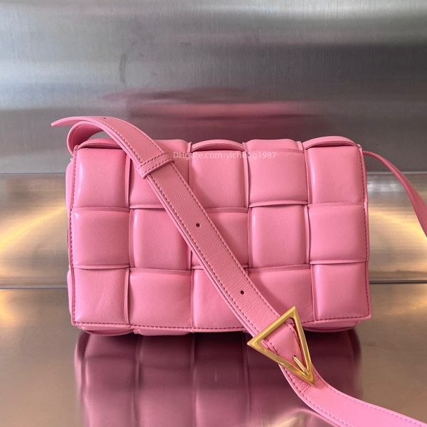 10a quality bv's padded cassette bags handbag women famous brands crossbody bag 26cm fashion designer nappa sheepskin weave luxury lady, Black;red
10a quality bv's padded cassette bags handbag women famous brands crossbody bag 26cm fashion designer nappa sheepskin weave luxury lady, Black;red