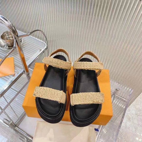2023 pool pillow mules women designers sandals sunset flat comfort mules men womens shoes padded front strap slippers fashionable easy-to-we, Black
2023 pool pillow mules women designers sandals sunset flat comfort mules men womens shoes padded front strap slippers fashionable easy-to-we, Black