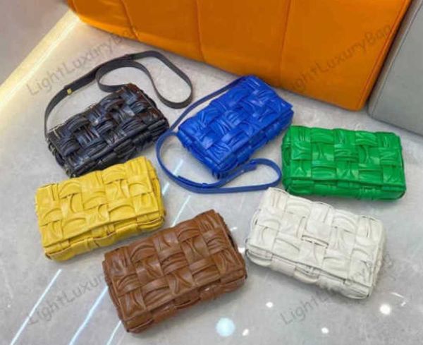 brand fold splicing crossbody bag designer shoulder tote fashion weave wallets leather personality women classic luxury female purses 221125
brand fold splicing crossbody bag designer shoulder tote fashion weave wallets leather personality women classic luxury female purses 221125