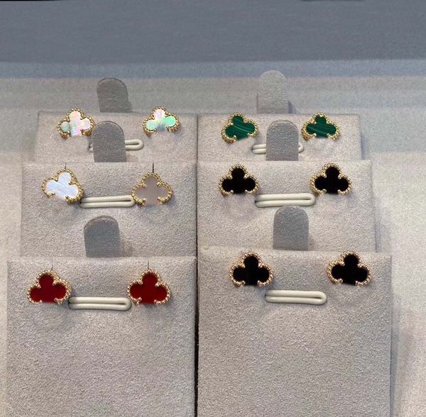 2023 luxury quality v gold charm mini stud earring with nature shell beads red agate in 18k rose gold and gold plated have box stamp ps5066, Golden
2023 luxury quality v gold charm mini stud earring with nature shell beads red agate in 18k rose gold and gold plated have box stamp ps5066, Golden
