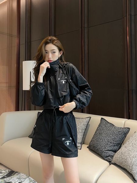 women's two piece pants spring/summer new fashion offset printing letter pattern hooded jacket coat+high waist shorts sun protection se, White
women's two piece pants spring/summer new fashion offset printing letter pattern hooded jacket coat+high waist shorts sun protection se, White
