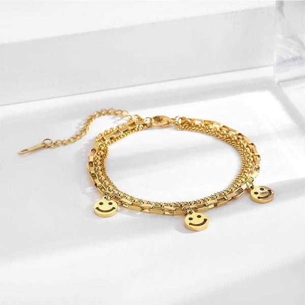 fashion smiley three layer twin titanium steel bracelet female hip hop style gold stainless jewelry tide ornament, Golden;silver
fashion smiley three layer twin titanium steel bracelet female hip hop style gold stainless jewelry tide ornament, Golden;silver