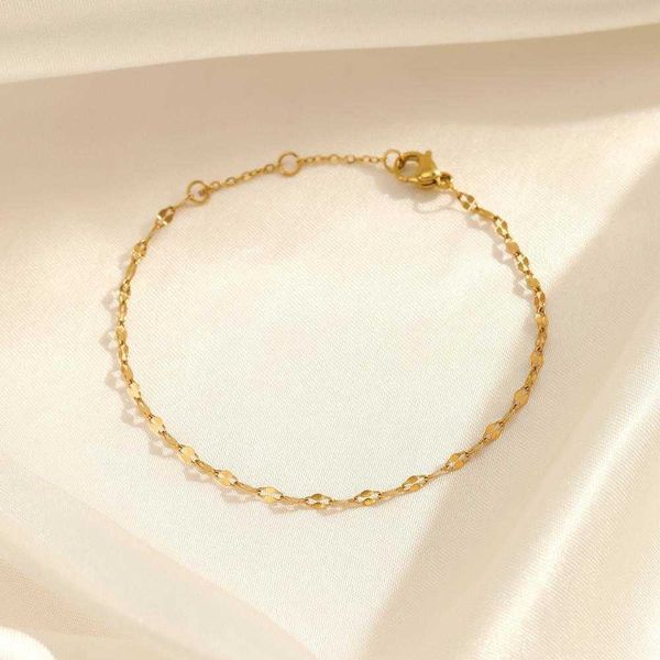fashion simple stainless steel bracelet net red wind special interest design all match titanium ornament wholesale, Golden;silver
fashion simple stainless steel bracelet net red wind special interest design all match titanium ornament wholesale, Golden;silver