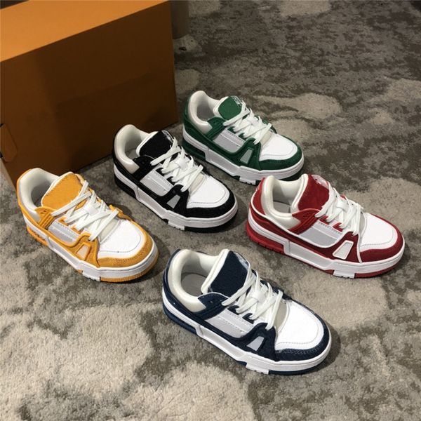 kids designer shoes children sneakers classic letter pattern full printing leisure indoor and outdoor casual shoe for boys girls with box, Black;red
kids designer shoes children sneakers classic letter pattern full printing leisure indoor and outdoor casual shoe for boys girls with box, Black;red