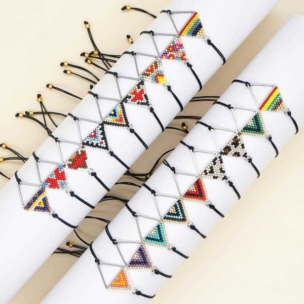 simple retro bracelet ethnic style miyuki bead hand knitted triangle geometric friendship rope small for women, Golden;silver
simple retro bracelet ethnic style miyuki bead hand knitted triangle geometric friendship rope small for women, Golden;silver