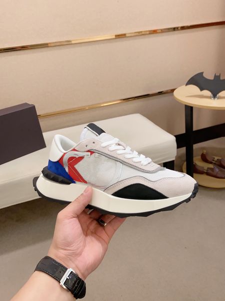 designer athletic running shoes valentinoity trainer men and women outdoors sports shoes zapatos casual retro sneakers h03
designer athletic running shoes valentinoity trainer men and women outdoors sports shoes zapatos casual retro sneakers h03