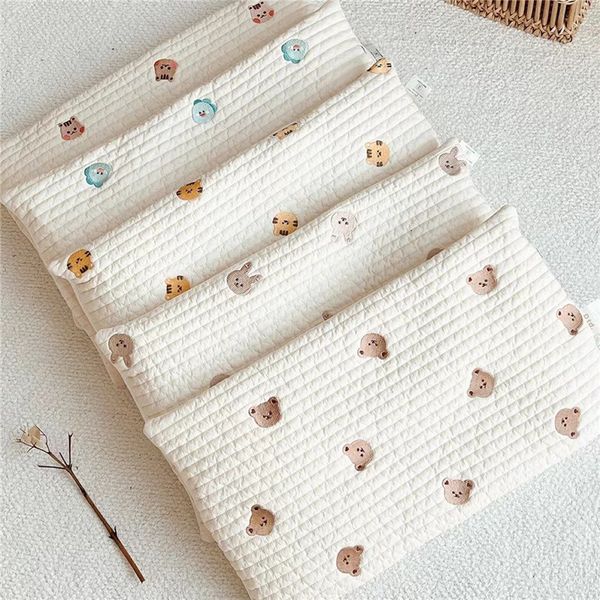pillows four seasons born korea pillow cute fashion baby sleep pillow embroidery thin breathable pillow cotton baby anti-mite pillow 230516
pillows four seasons born korea pillow cute fashion baby sleep pillow embroidery thin breathable pillow cotton baby anti-mite pillow 230516