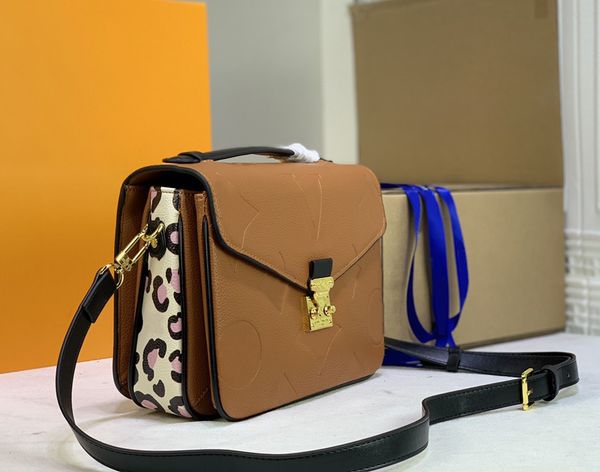 designer shoulder bag luxury womens handbags pochette totes quality flower letter empreinte message bags ladies fashion leopard print crossb
designer shoulder bag luxury womens handbags pochette totes quality flower letter empreinte message bags ladies fashion leopard print crossb