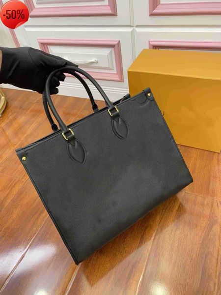 totes fashion women luxurys designers bags genuine leather handbags messenger crossbody shoulder bag
totes fashion women luxurys designers bags genuine leather handbags messenger crossbody shoulder bag