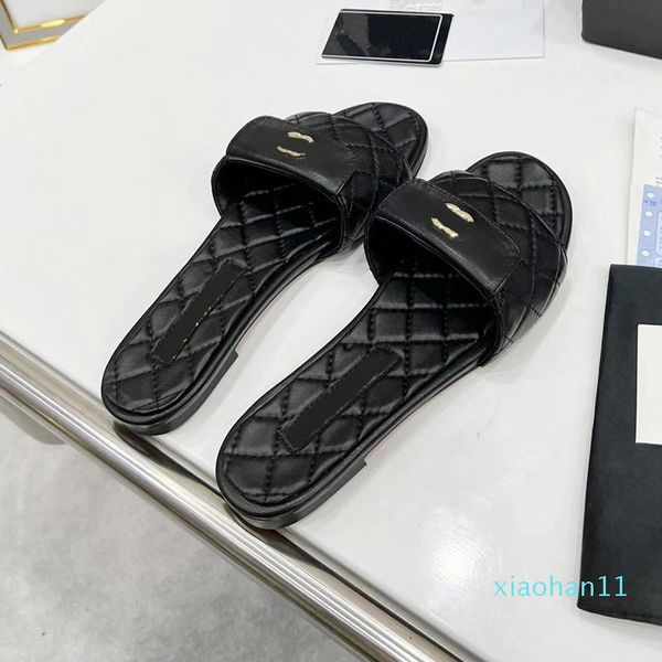new 2023 designer luxury round womens slides slippers leather outdoor electric embroidery checkered sandals womens slipper, Black
new 2023 designer luxury round womens slides slippers leather outdoor electric embroidery checkered sandals womens slipper, Black