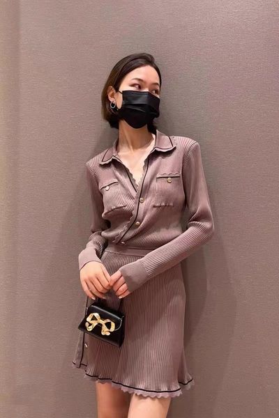 casual dresses s-elf-portrait knitting lapel buttons long sleeve short skirt dress, Black;gray
casual dresses s-elf-portrait knitting lapel buttons long sleeve short skirt dress, Black;gray
