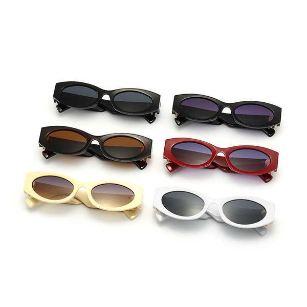 22048 new fashion women's oval small frame ins style popular sunglasses, White;black
22048 new fashion women's oval small frame ins style popular sunglasses, White;black