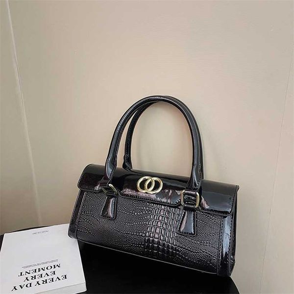 50% off 2023 handbag new women's fashion crocodile pattern handbag simple and versatile one shoulder crossbody bag
50% off 2023 handbag new women's fashion crocodile pattern handbag simple and versatile one shoulder crossbody bag