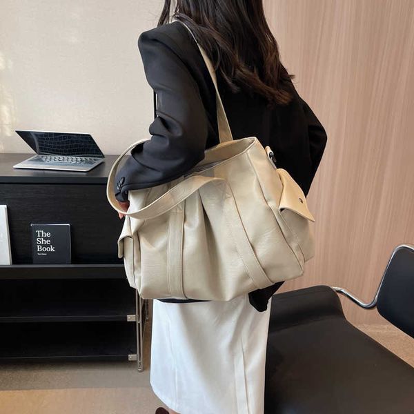 nxy pu leather shoulder side bag for women fashion trend designer female retro big handbags crossbody bags 230424
nxy pu leather shoulder side bag for women fashion trend designer female retro big handbags crossbody bags 230424